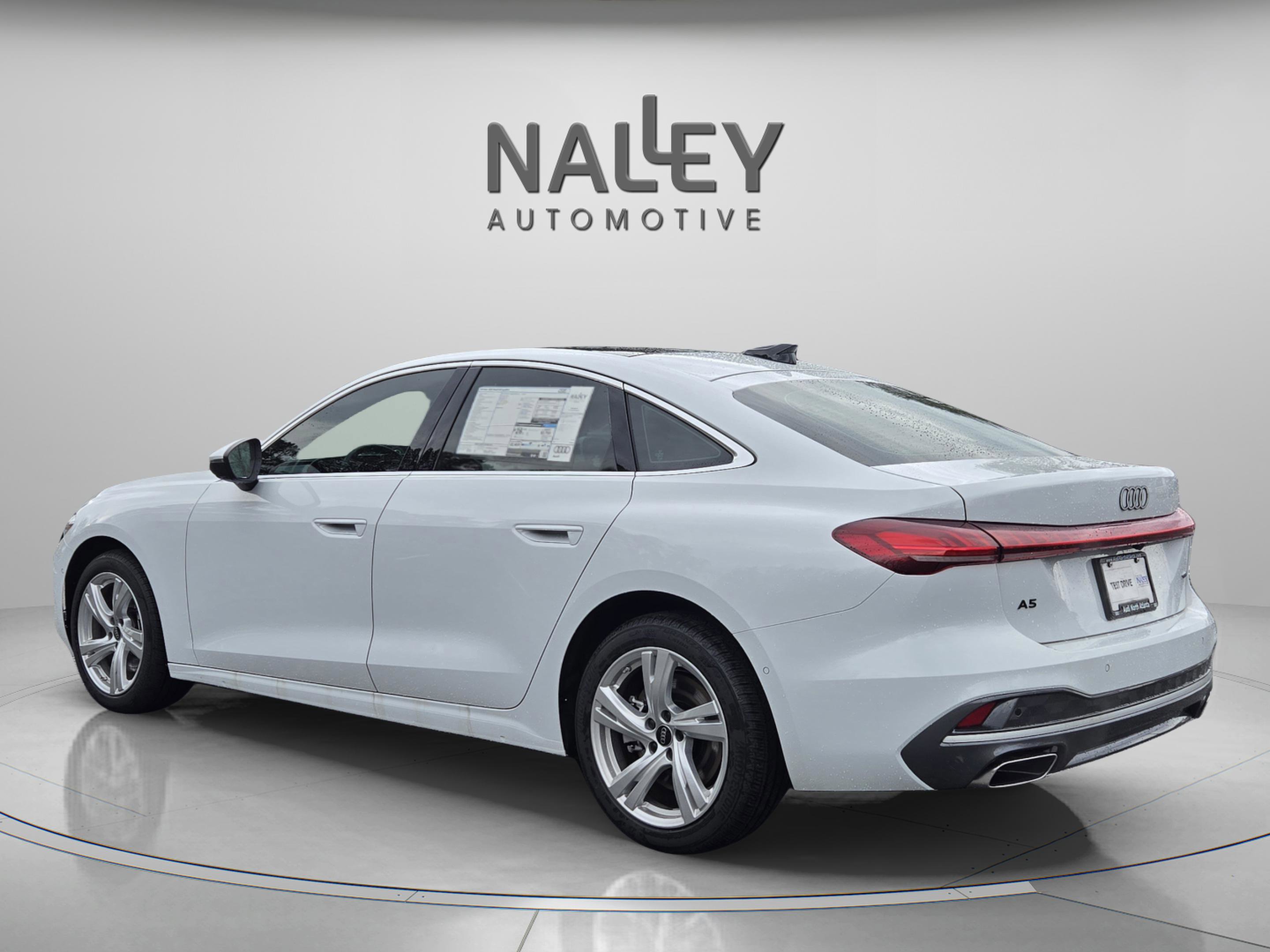 Used 2025 Audi A5 2.0T Premium image 4