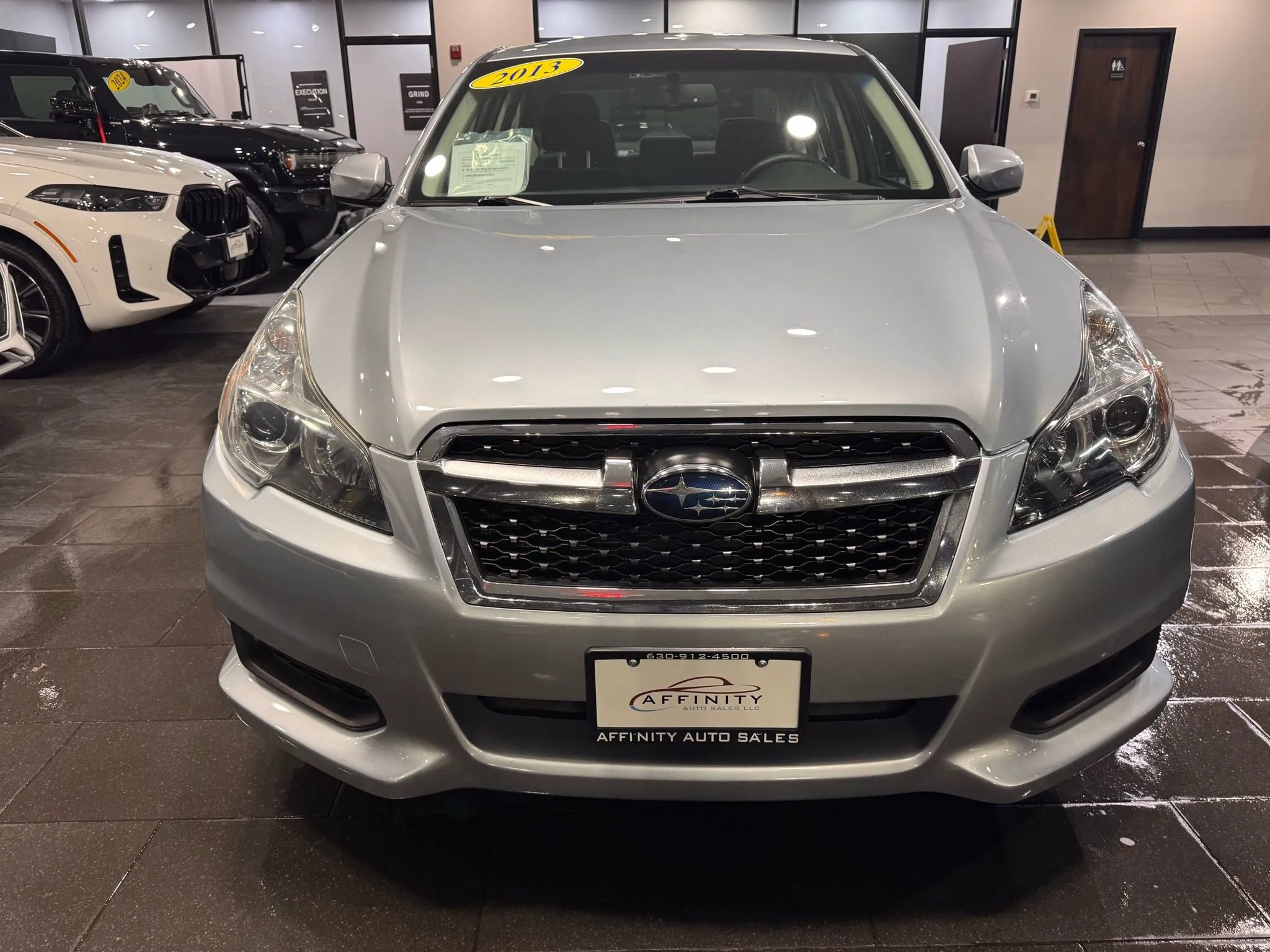 Used 2013 Subaru Legacy 2.5i Premium w/ All-Weather Pkg AWD/4WD image 8
