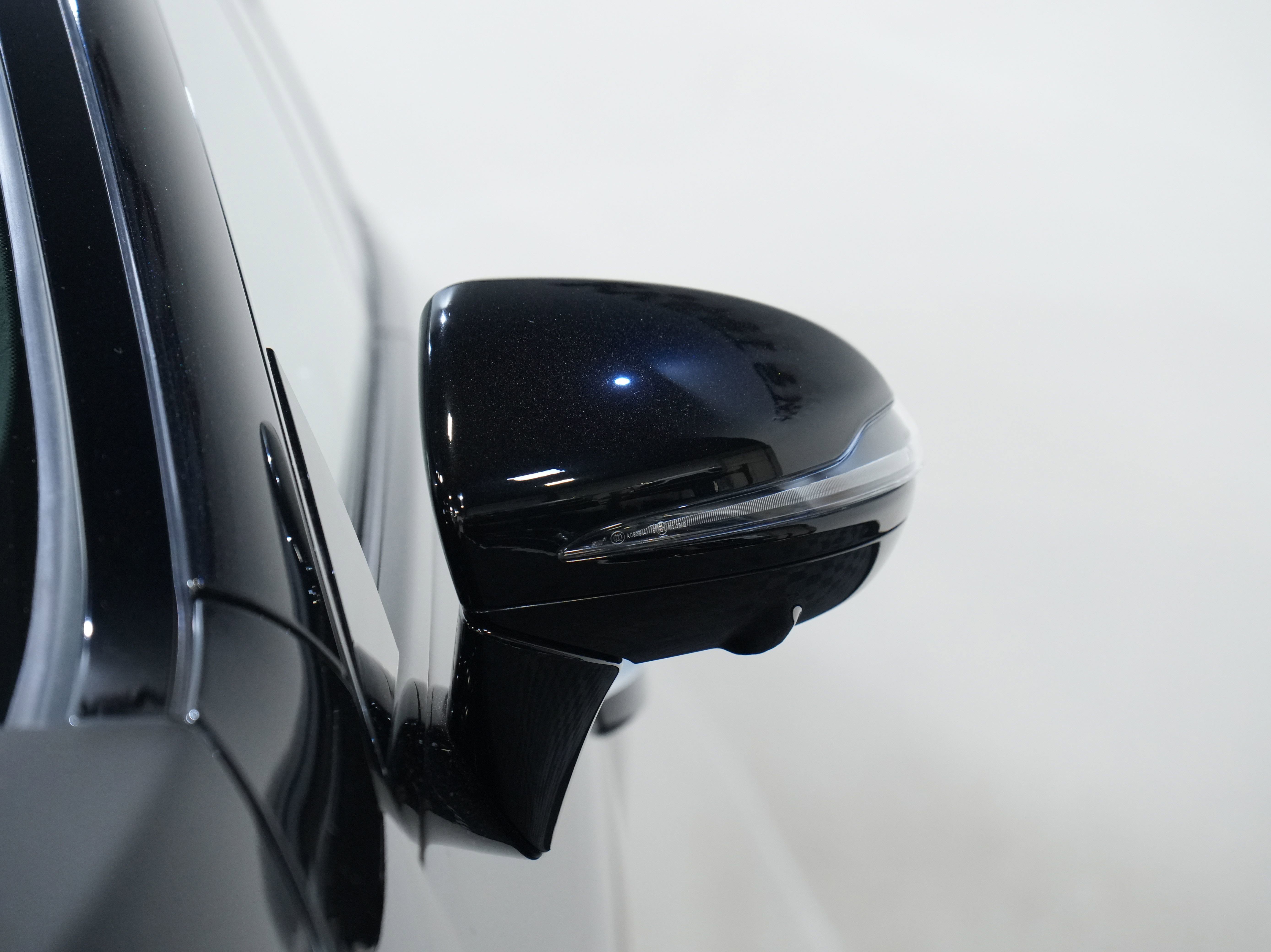 Used 2019 Mercedes-Benz AMG GT 63 S w/ Driver Assistance Package image 11