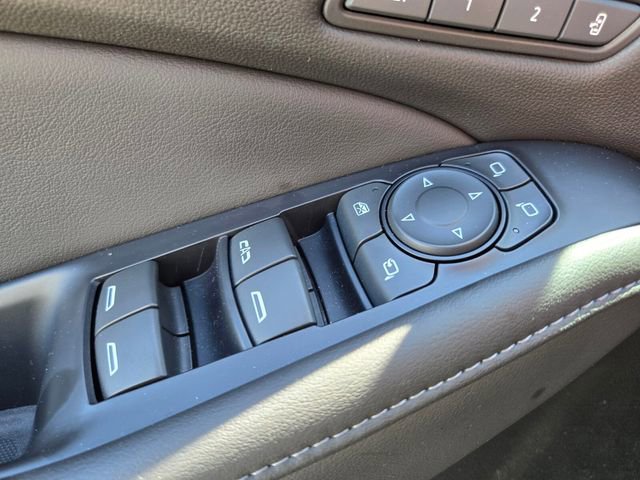 Used 2022 Buick Enclave Avenir w/ Avenir Technology Package AWD/4WD image 36