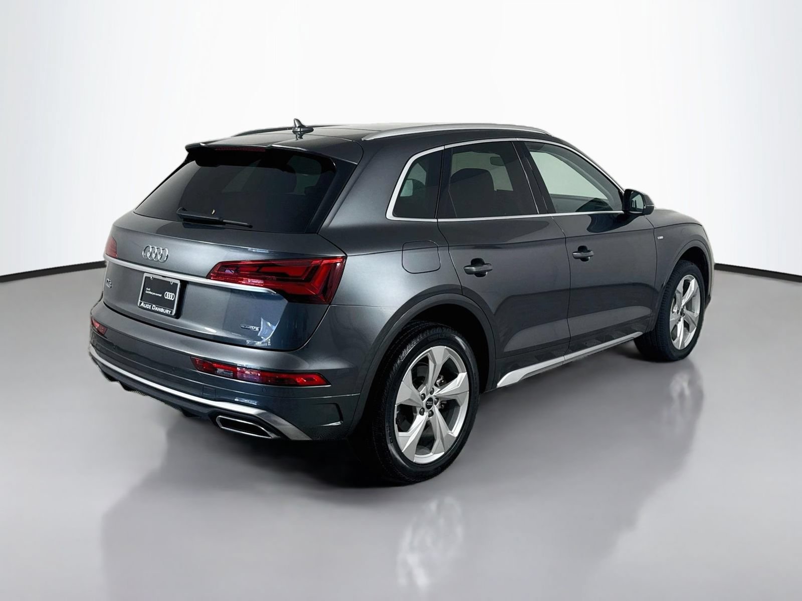 Certified 2023 Audi Q5 2.0T Premium Plus w/ Premium Plus Package AWD/4WD image 9