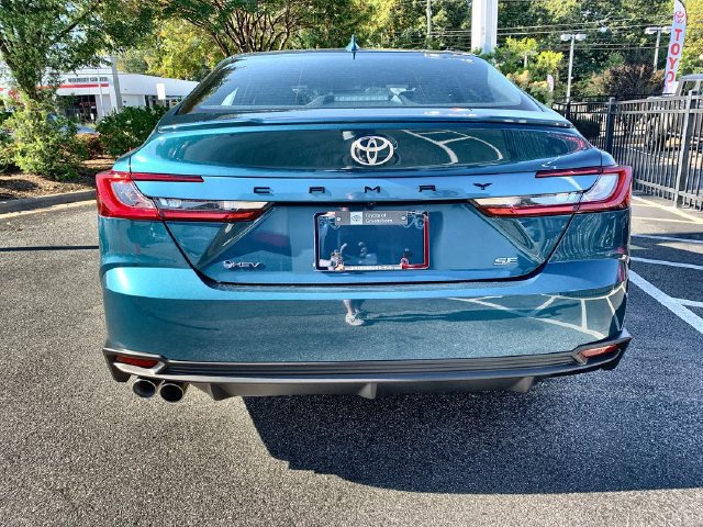 Used 2026 Toyota Camry SE FWD image 7