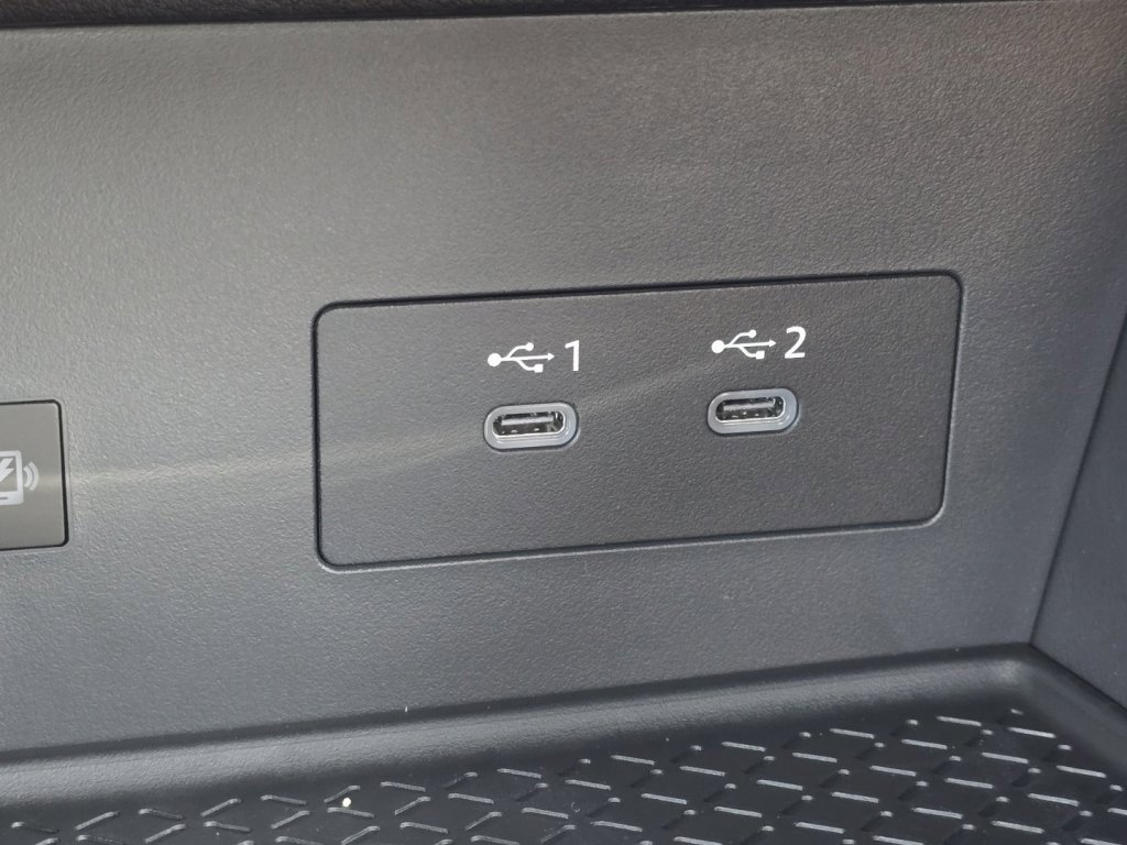 New 2026 Nissan Pathfinder SL image 7