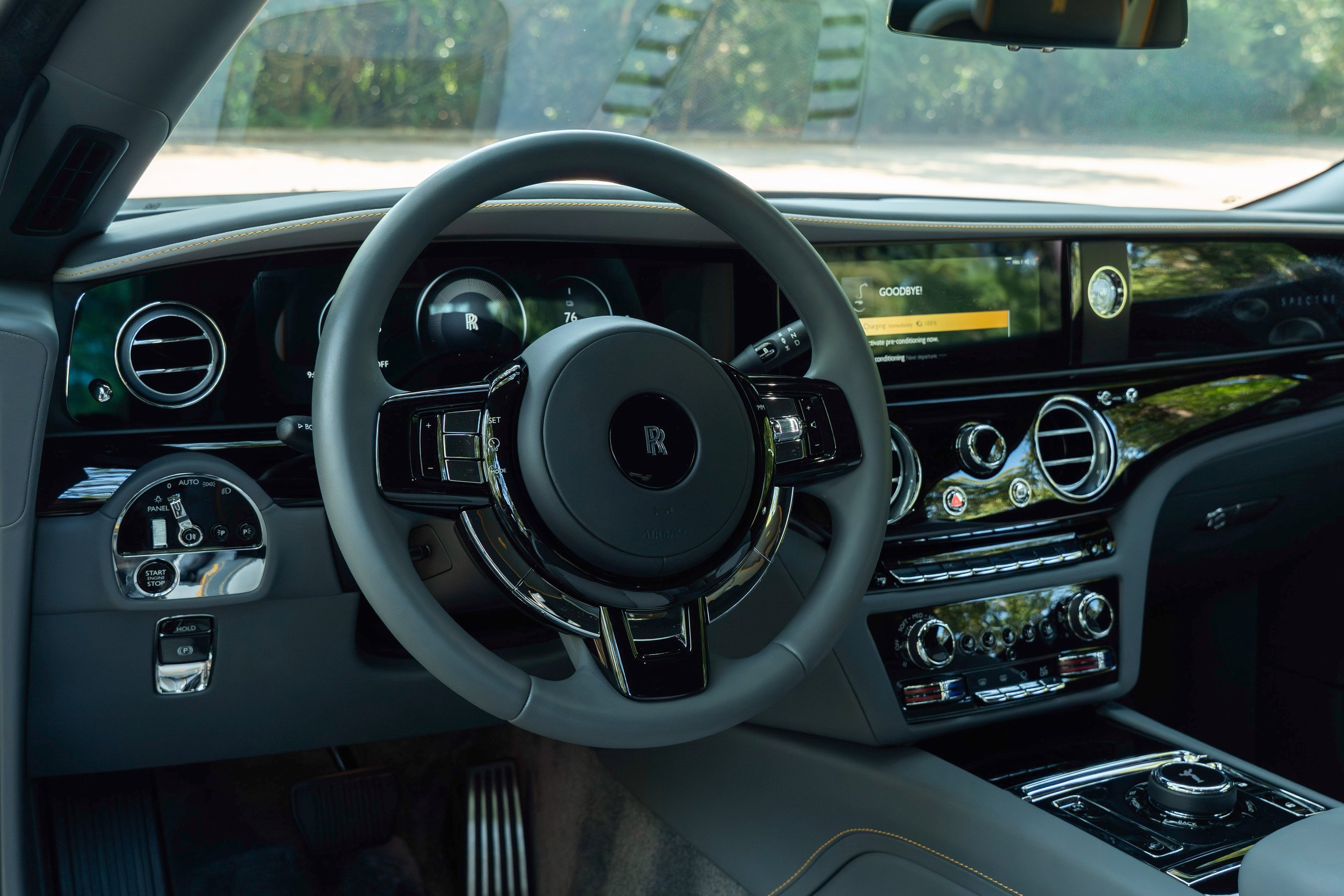 Used 2025 Rolls-Royce Spectre w/ Spectre Launch Package image 26