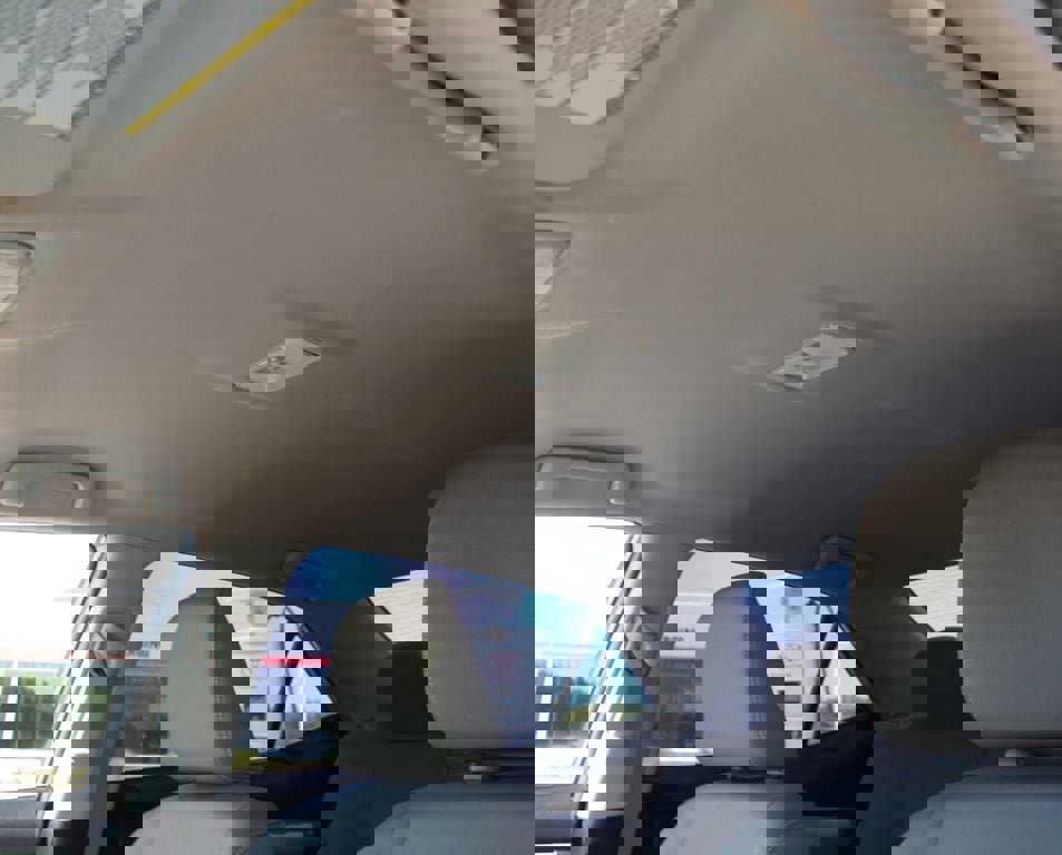 Used 2016 Toyota Corolla LE FWD image 6