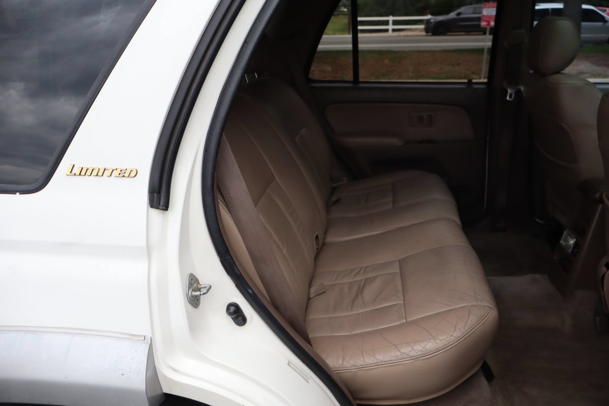 Used 2000 Toyota 4Runner Limited AWD/4WD image 21