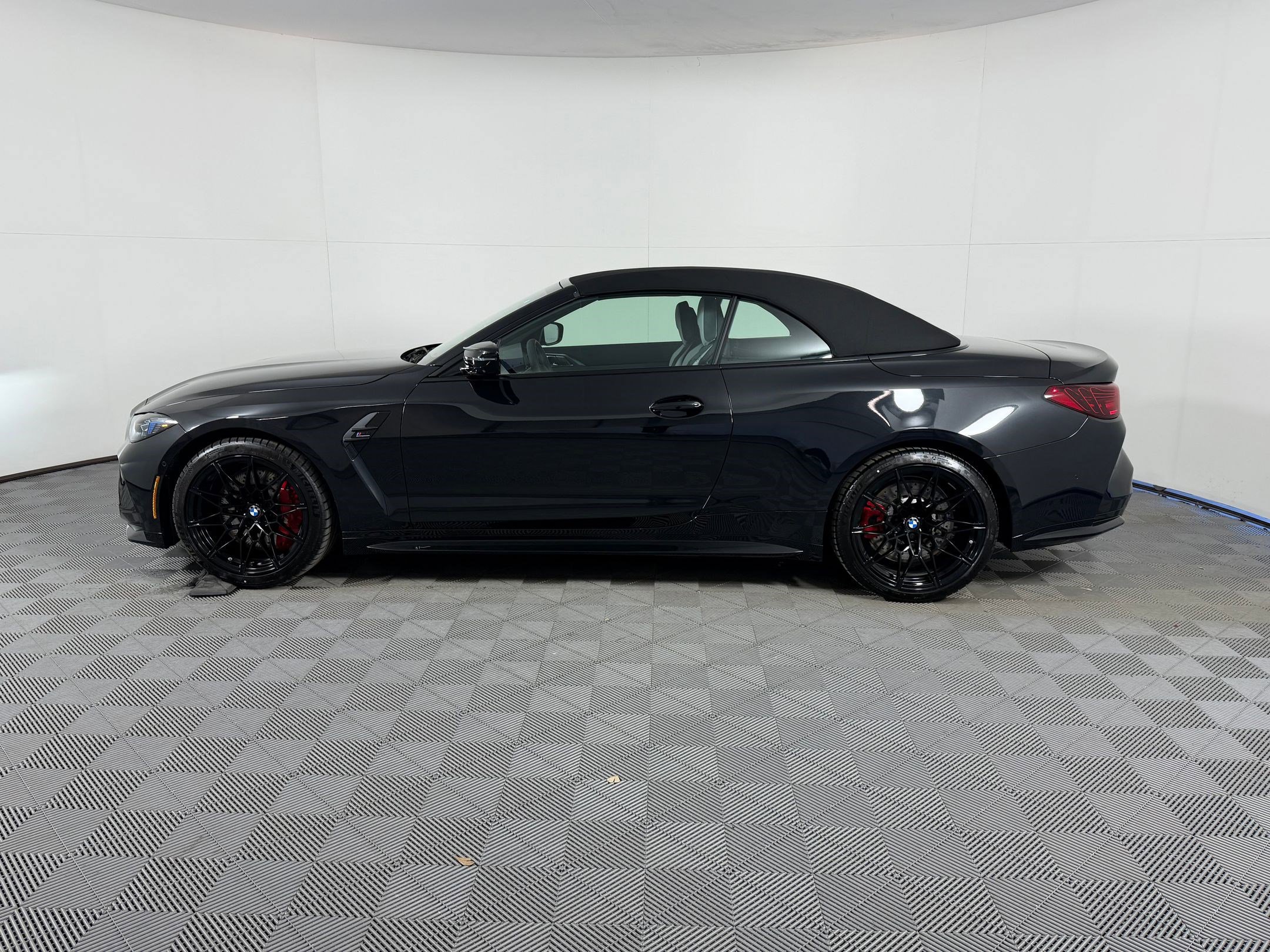New 2026 BMW M4 xDrive Competition AWD/4WD image 2