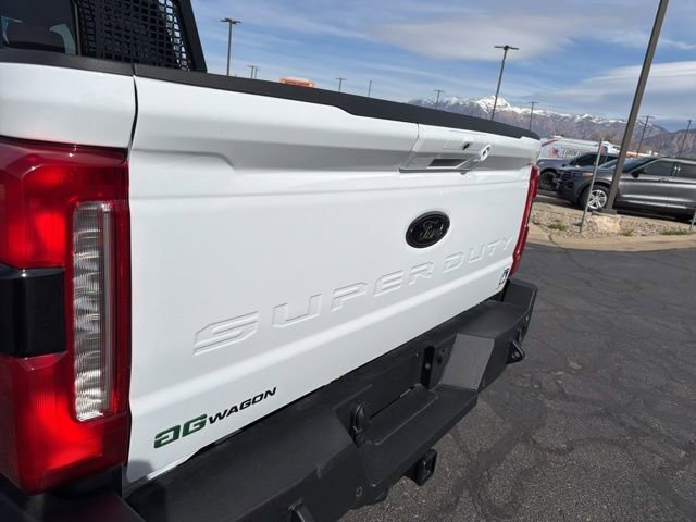 New 2026 Ford F250 Lariat w/ Black Appearance Package image 80