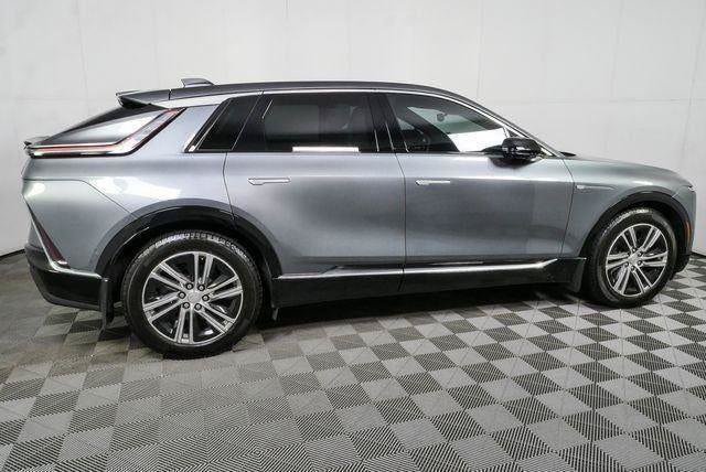 Used 2023 Cadillac Lyriq 2WD image 28
