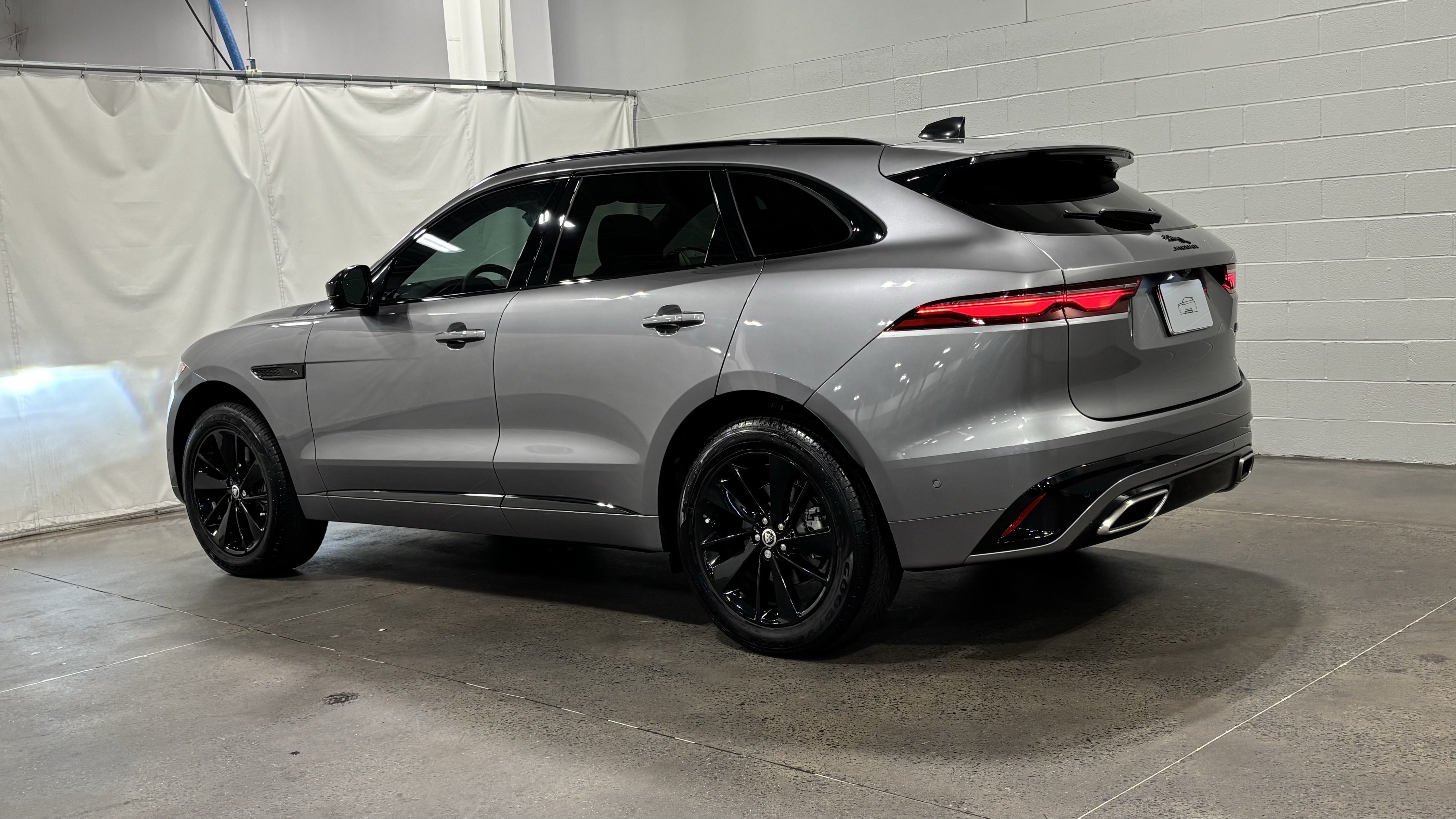 New 2026 Jaguar F-PACE R-Dynamic S AWD/4WD image 12