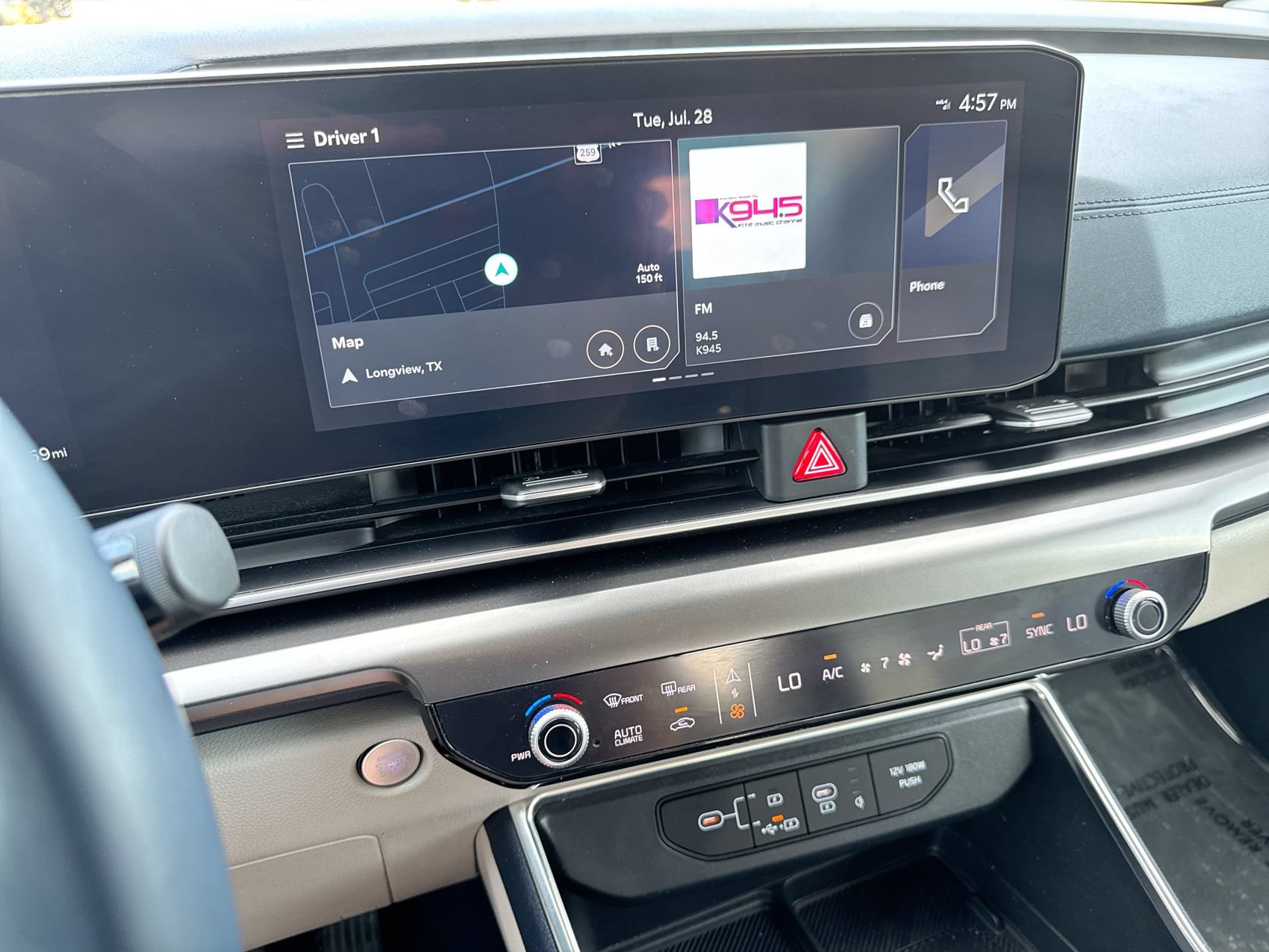 Used 2025 Kia Carnival SX FWD image 16