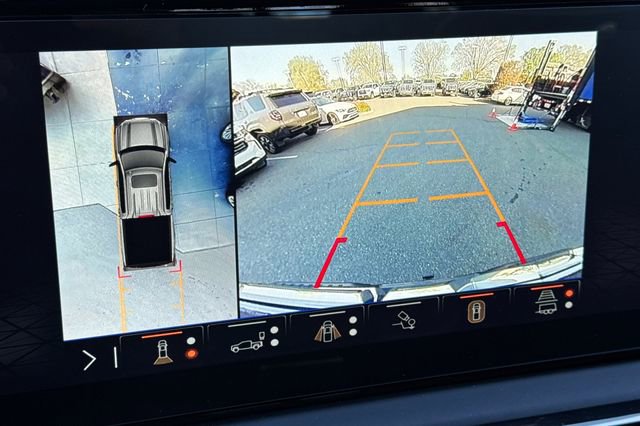 Used 2025 GMC Sierra 1500 AT4X image 27