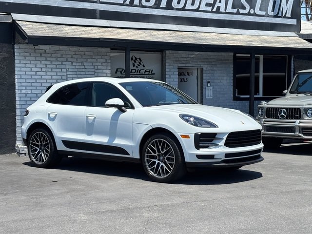 Used 2019 Porsche Macan AWD/4WD image 9