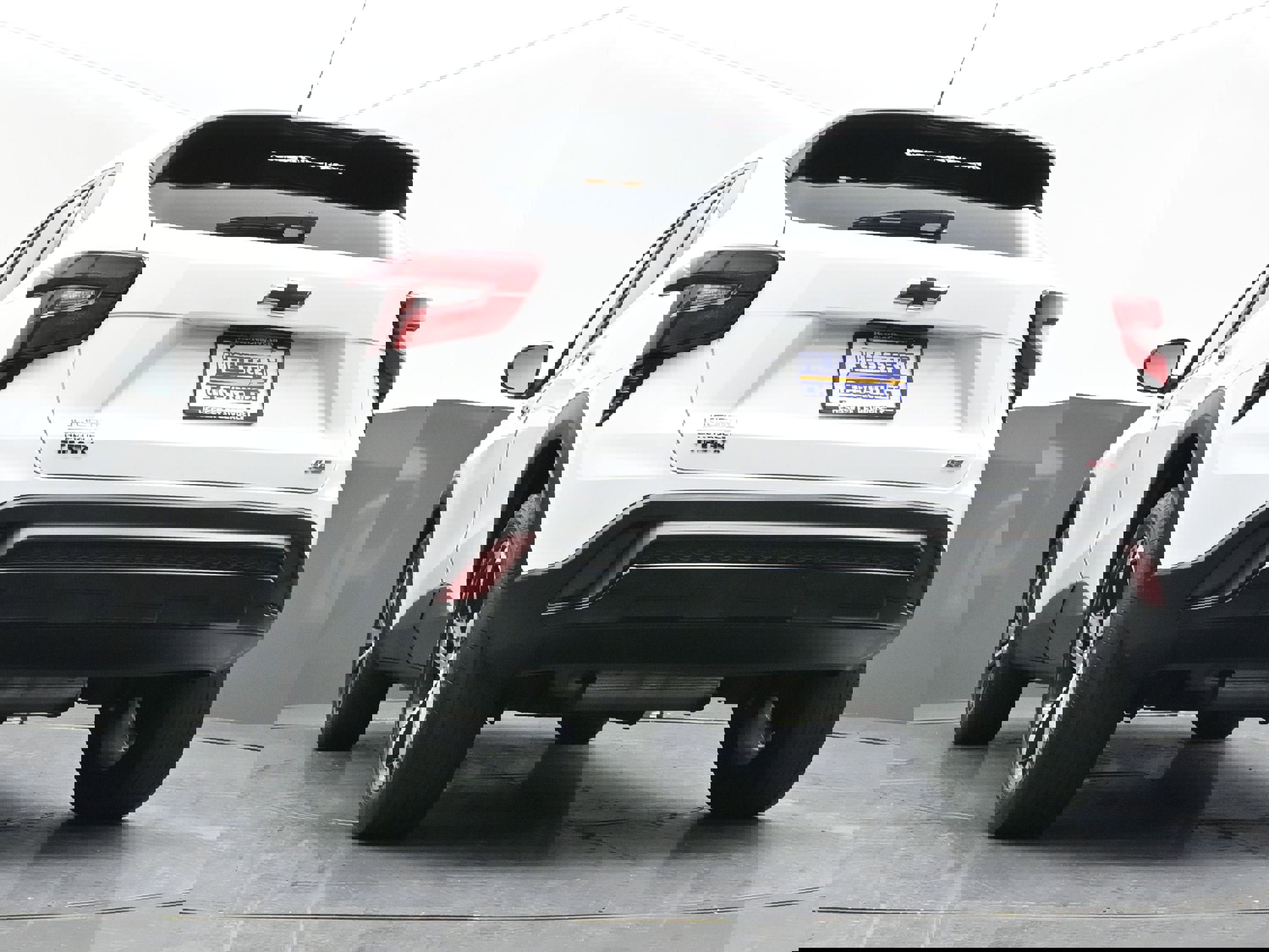 Certified 2024 Chevrolet Trax RS w/ Driver Confidence Package image 36