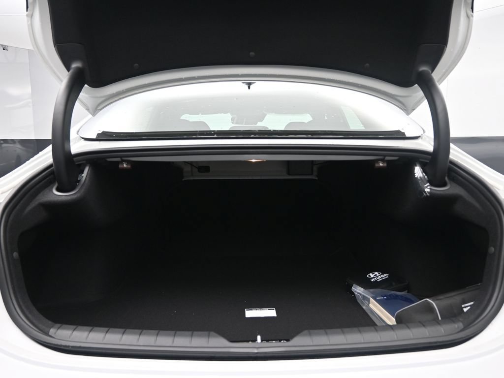 New 2026 Hyundai Sonata SEL FWD image 30