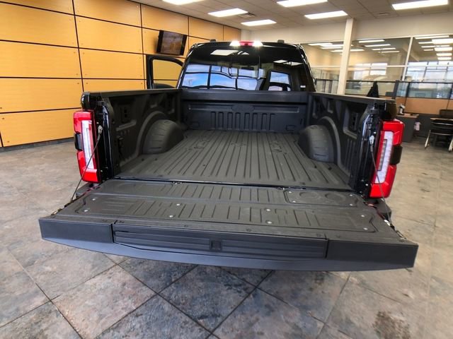 Used 2025 Ford F350 Platinum image 22
