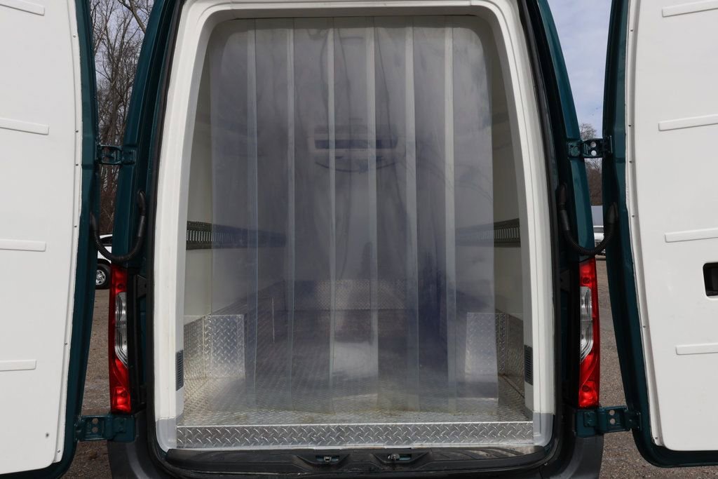 Used 2023 Mercedes-Benz Sprinter 2500 image 18