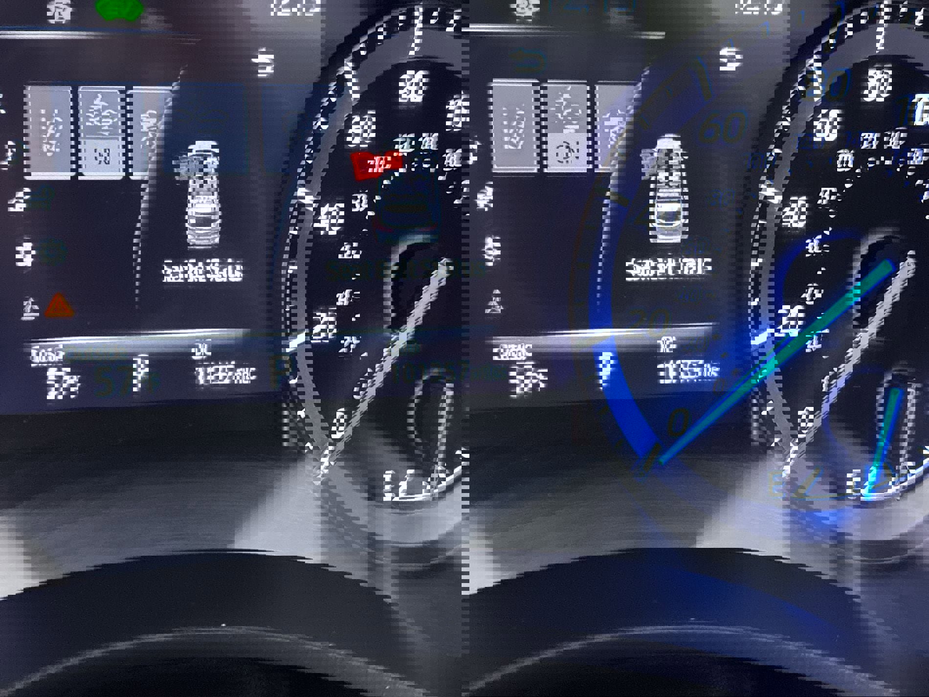 Used 2022 Toyota Highlander XLE image 48