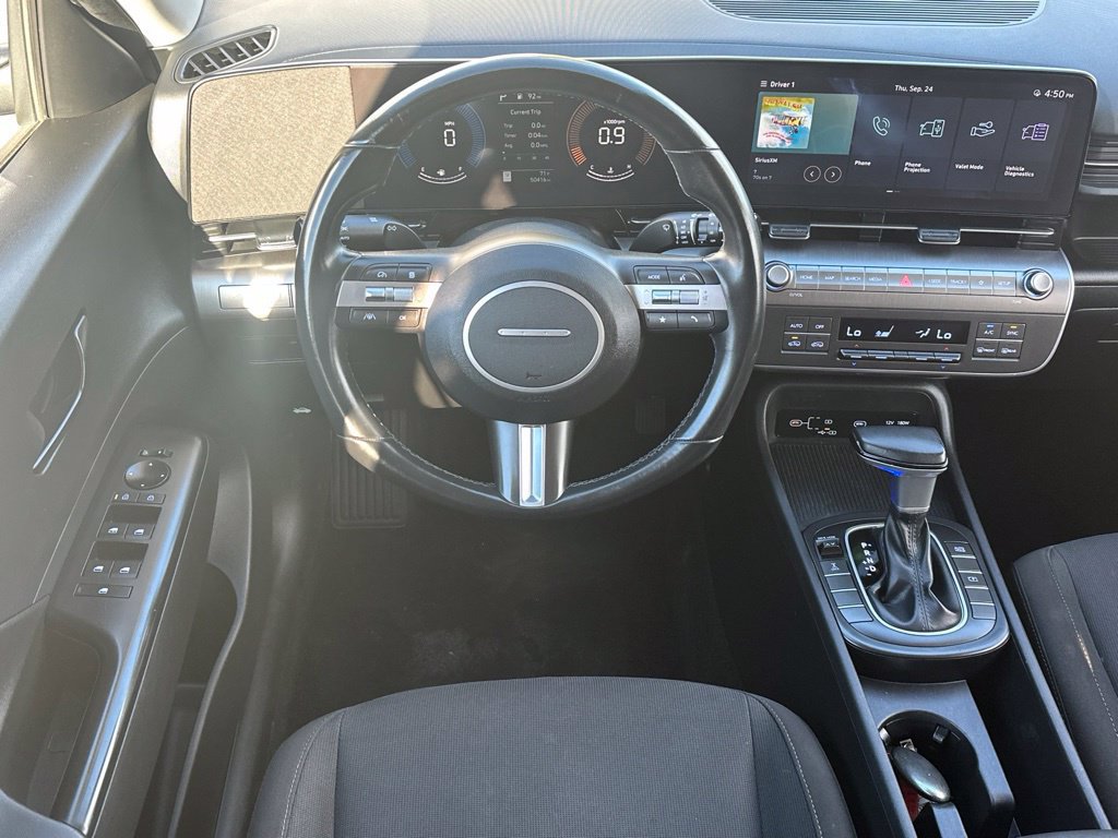 Used 2024 Hyundai Kona SEL AWD/4WD image 19