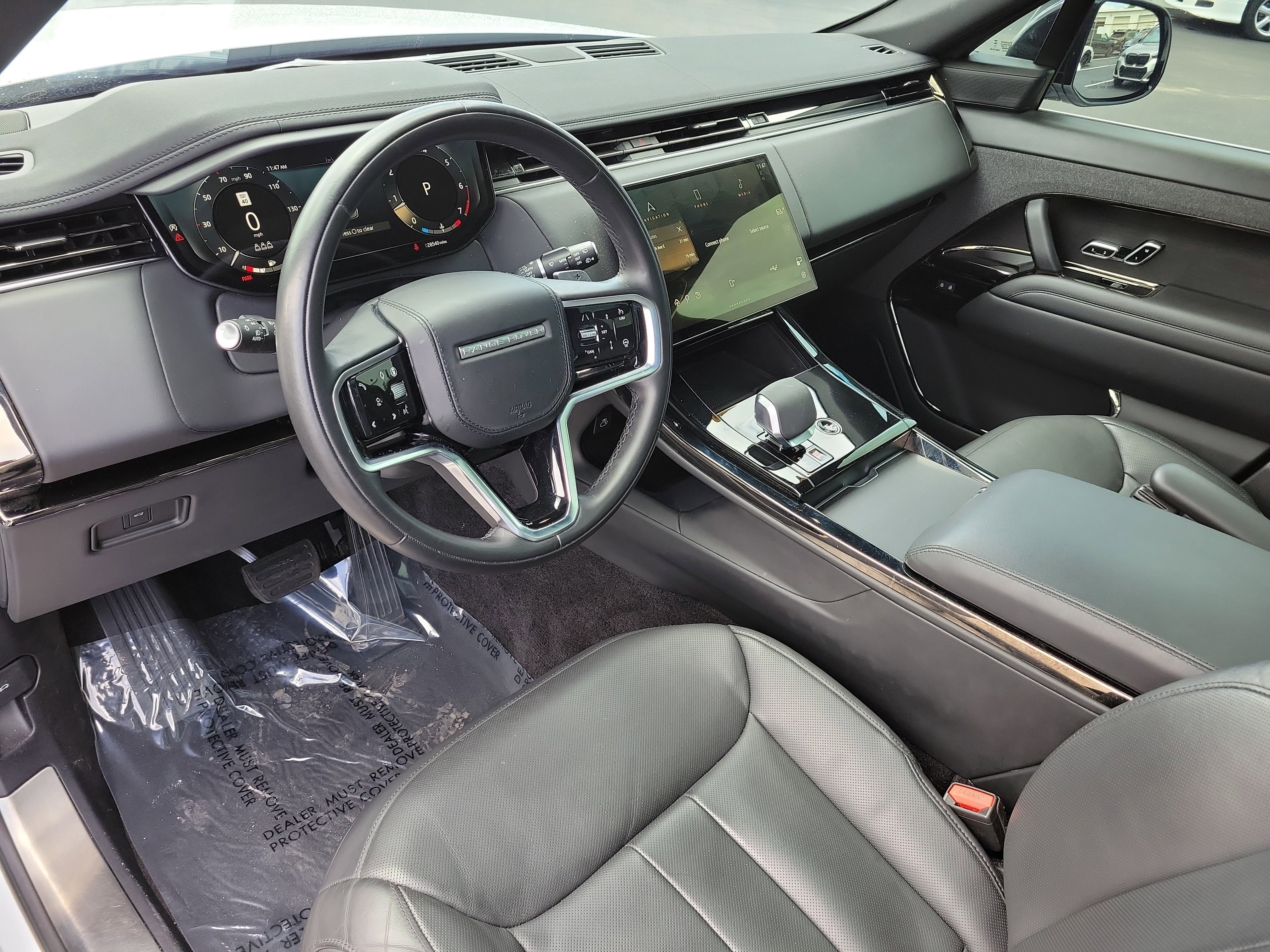 Used 2024 Land Rover Range Rover Sport SE image 21