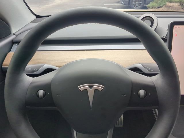 Used 2022 Tesla Model Y Performance image 35