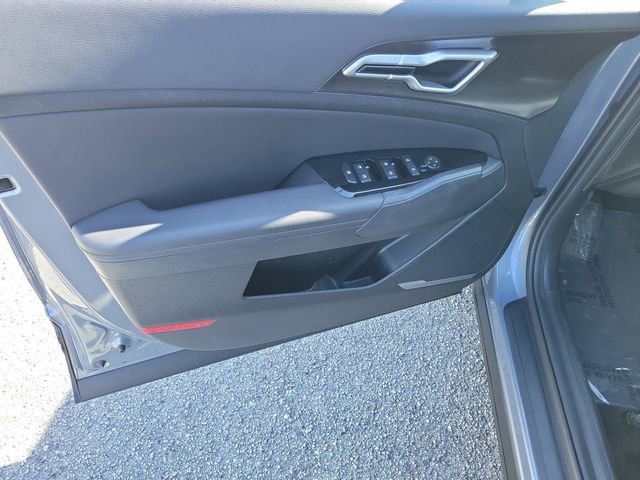 Used 2025 Kia Sportage EX w/ Premium Package image 22