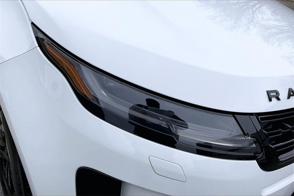 Certified 2026 Land Rover Range Rover Evoque S image 31