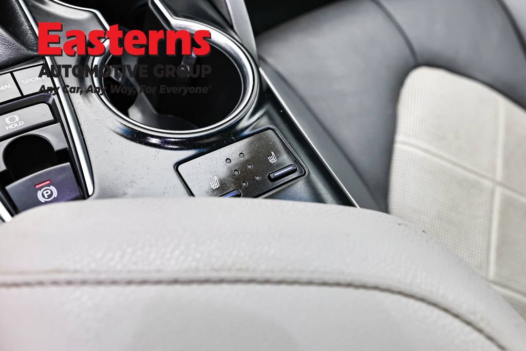 Used 2018 Toyota Camry XLE w/ Driver Assist Package FWD image 21