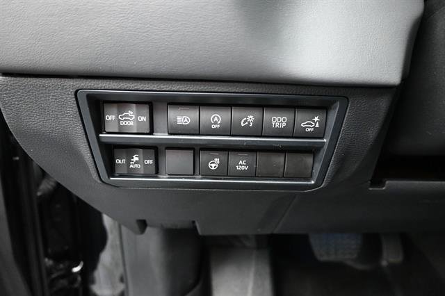 Used 2024 Toyota Tundra Platinum AWD/4WD image 9