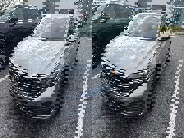 Certified 2023 Volkswagen Jetta S image 3