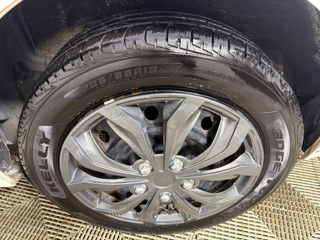 Used 2014 Toyota Corolla S image 19