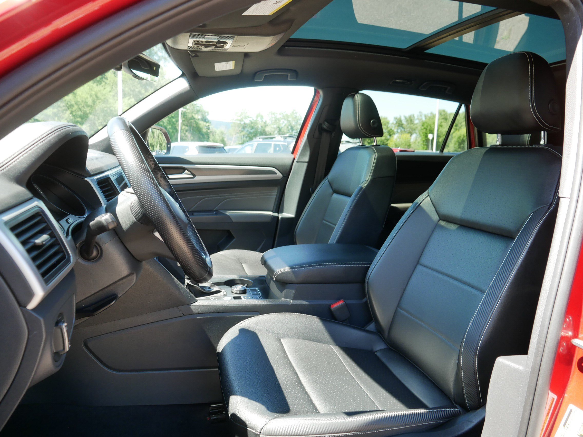 Used 2021 Volkswagen Atlas Cross Sport SE w/ Panoramic Sunroof Package AWD/4WD image 33