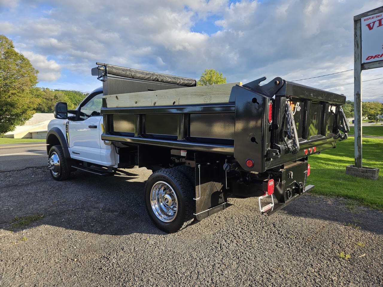 Used 2023 Ford F550 4x4 Regular Cab Super Duty w/ Snow Plow Prep Package image 5