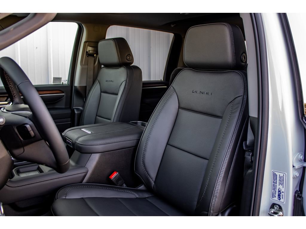 New 2026 GMC Sierra 2500 Denali w/ Denali Reserve Package image 21