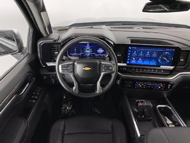 Certified 2023 Chevrolet Silverado 1500 LTZ w/ LTZ Premium Package AWD/4WD image 15