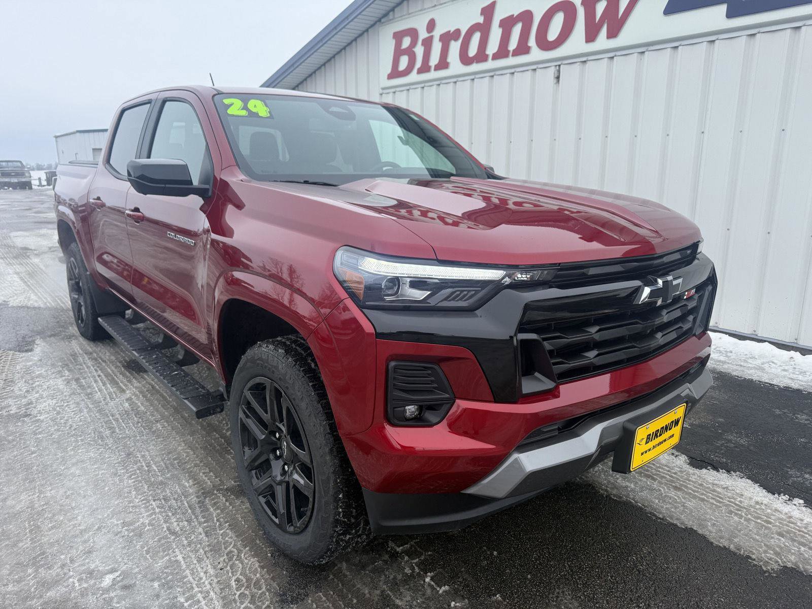 Used 2024 Chevrolet Colorado Z71 w/ Z71 Convenience Package 2 image 2
