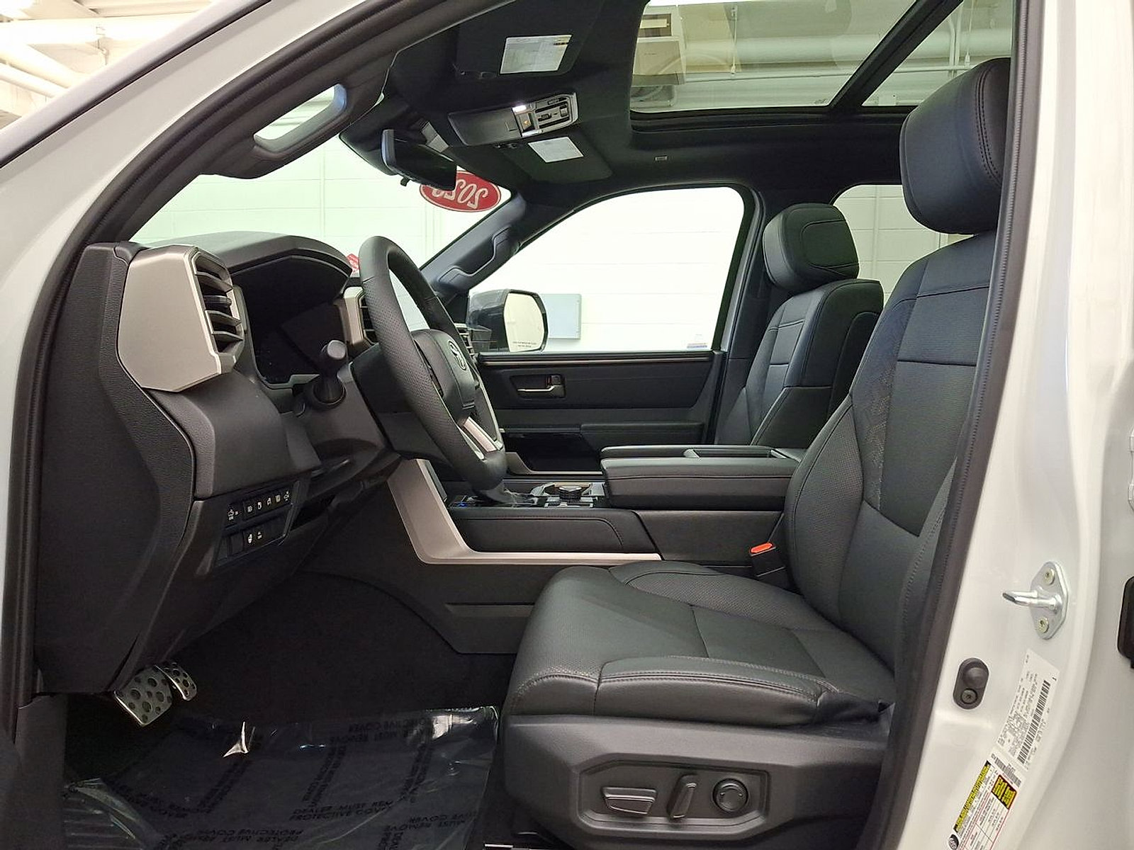 Certified 2025 Toyota Tundra Limited image 11