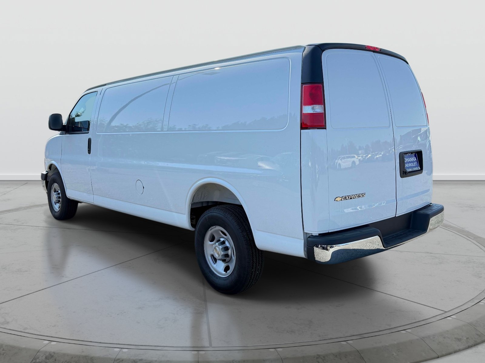 New 2026 Chevrolet Express 2500 Extended w/ Driver Convenience Package RWD image 4