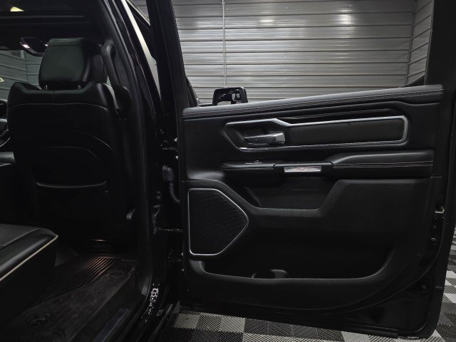 Used 2019 RAM 1500 Laramie w/ Sport Appearance Package AWD/4WD image 39