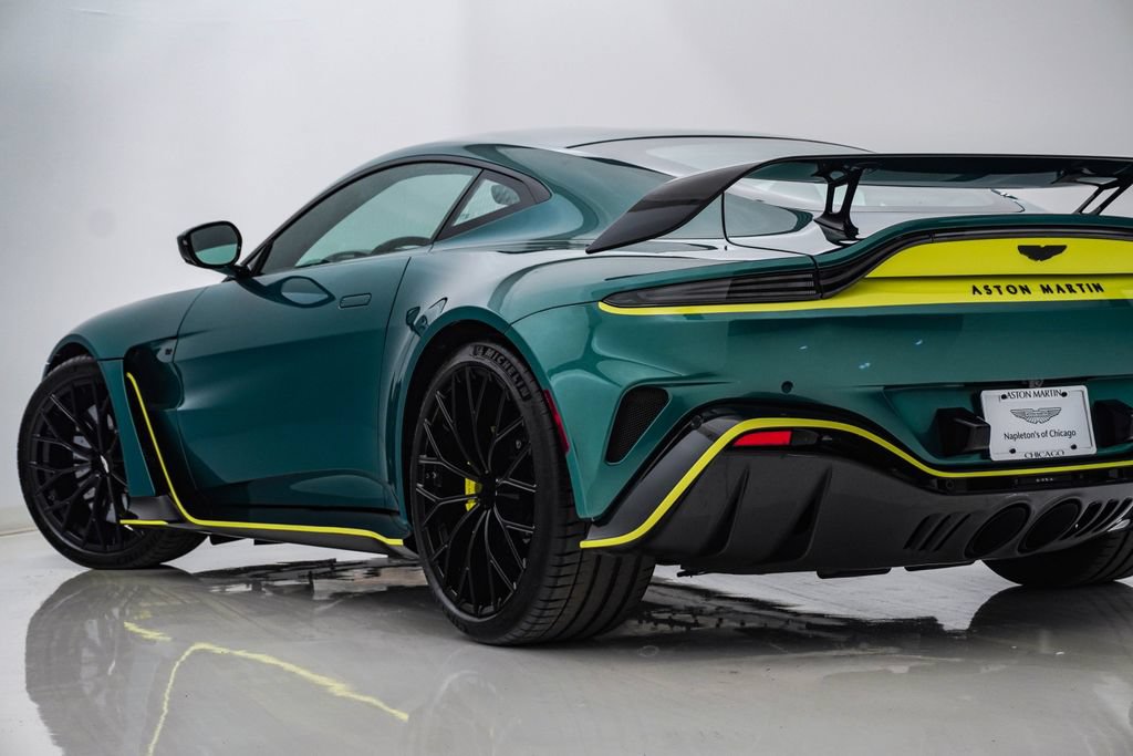 Used 2023 Aston Martin V12 Vantage RWD image 9