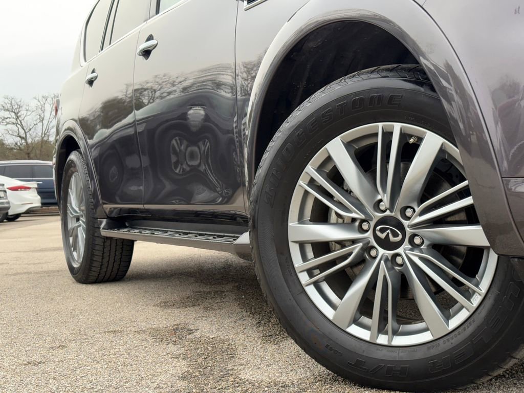 Used 2024 INFINITI QX80 Luxe image 2