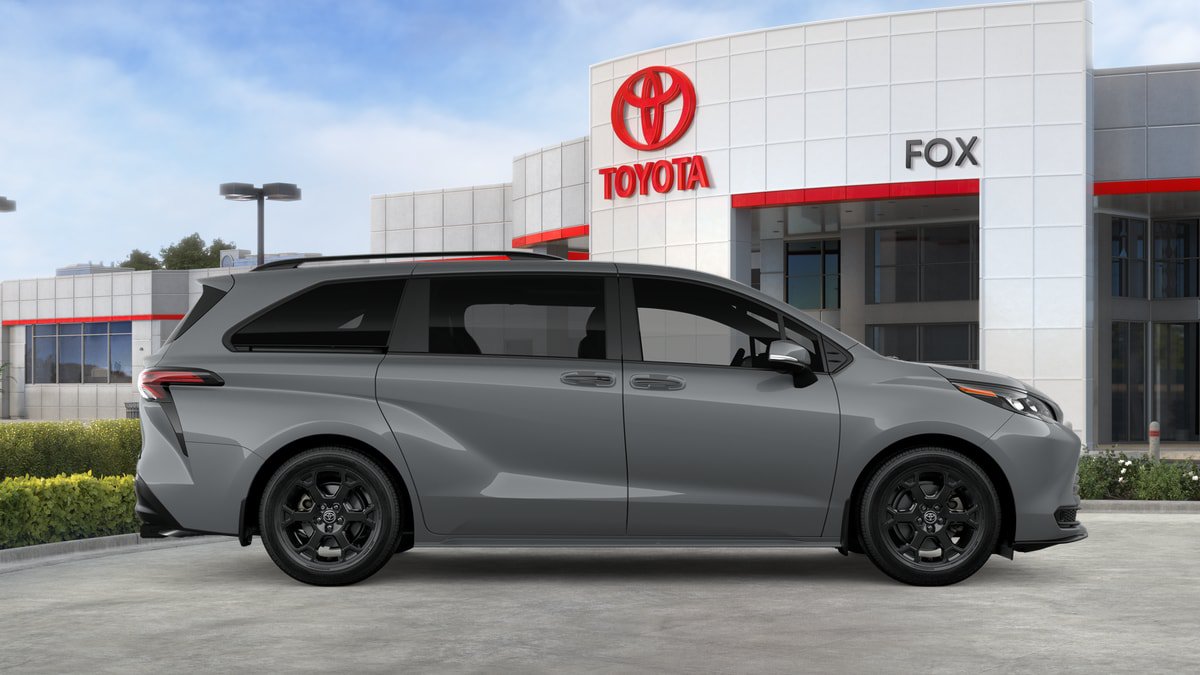 New 2026 Toyota Sienna XLE Woodland Edition AWD/4WD image 35