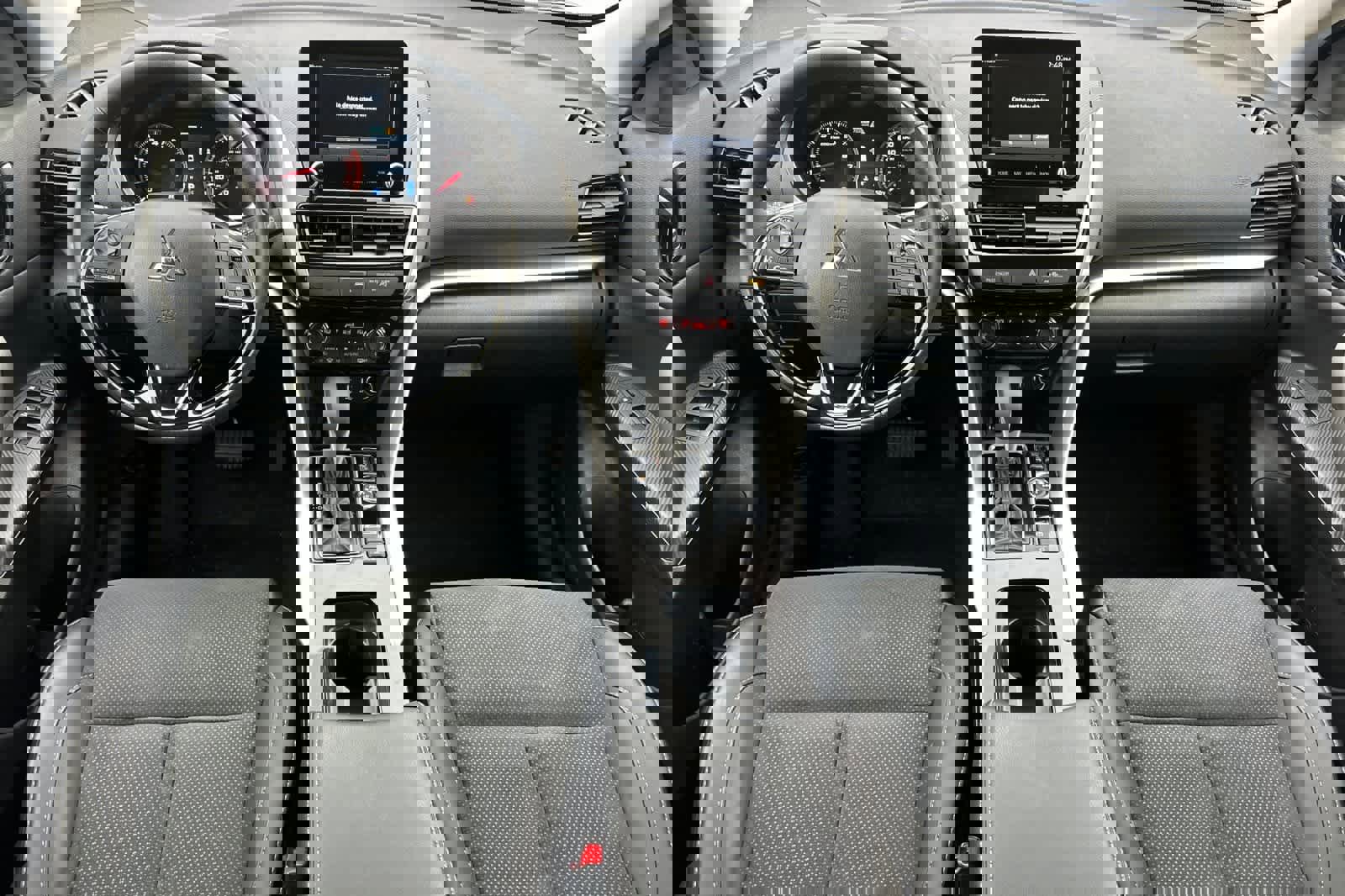 Used 2025 Mitsubishi Eclipse Cross SE image 4