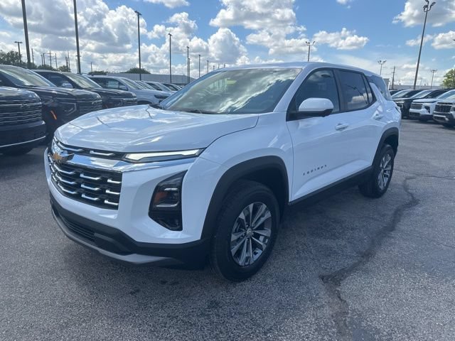 New 2026 Chevrolet Equinox LT w/ Convenience Package II FWD image 7