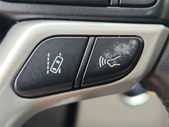Used 2018 Toyota Highlander XLE image 24