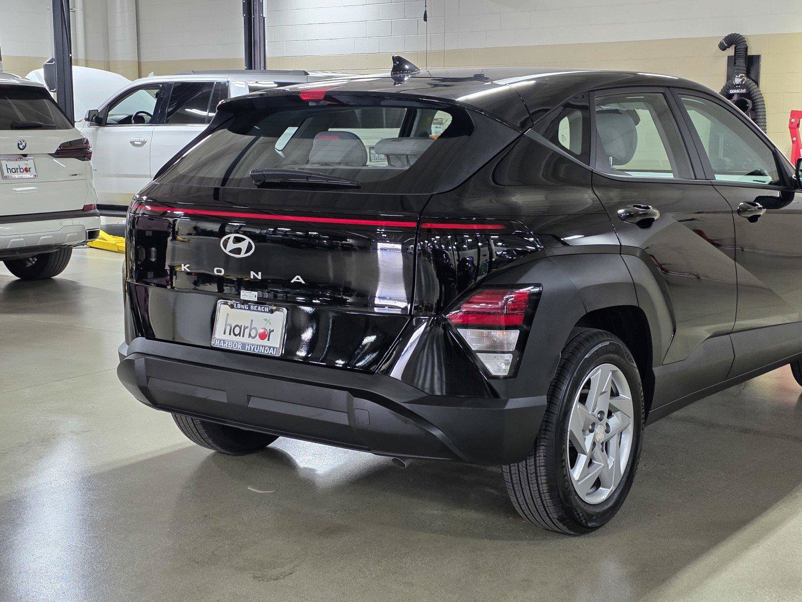 Used 2026 Hyundai Kona SE FWD image 11