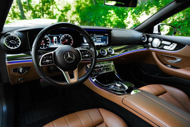 Used 2020 Mercedes-Benz E 450 4MATIC Cabriolet image 19
