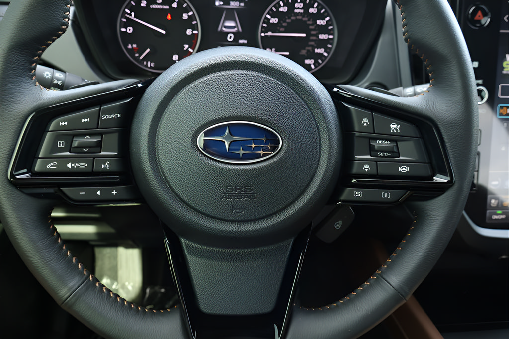 Used 2025 Subaru Forester Touring AWD/4WD image 22