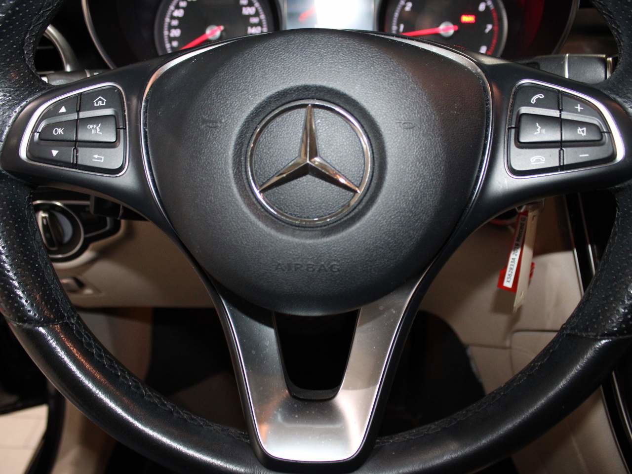 Used 2019 Mercedes-Benz GLC 300 image 18