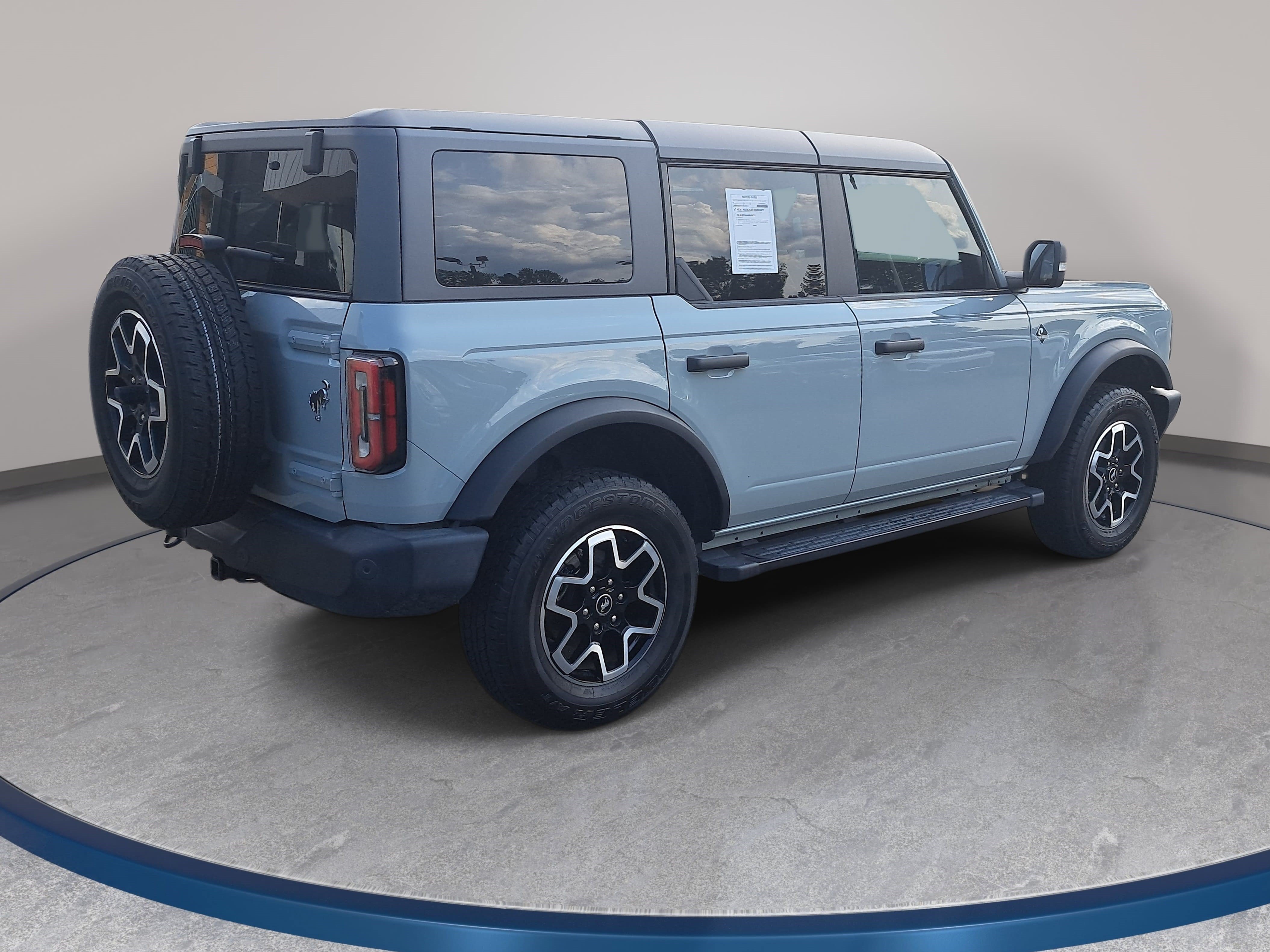 Used 2024 Ford Bronco Outer Banks AWD/4WD image 5